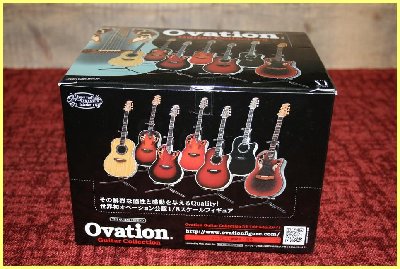 Ovation_Miniatures_Guitars_Collection_01.JPG
